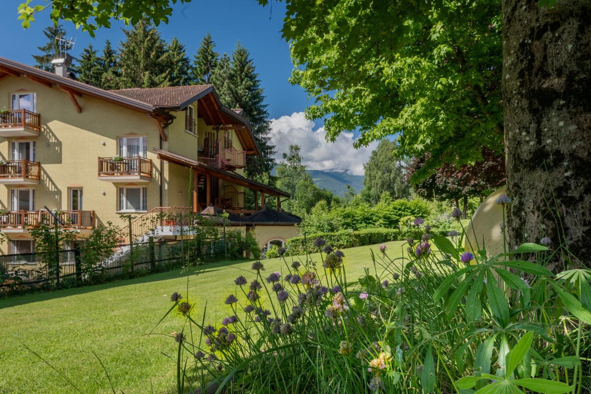 Malè Hotel Bella Di Bosco מראה חיצוני תמונה