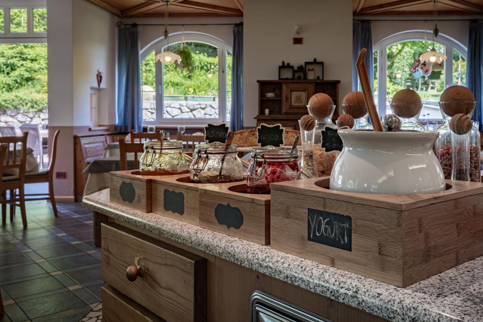 Malè Hotel Bella Di Bosco מראה חיצוני תמונה