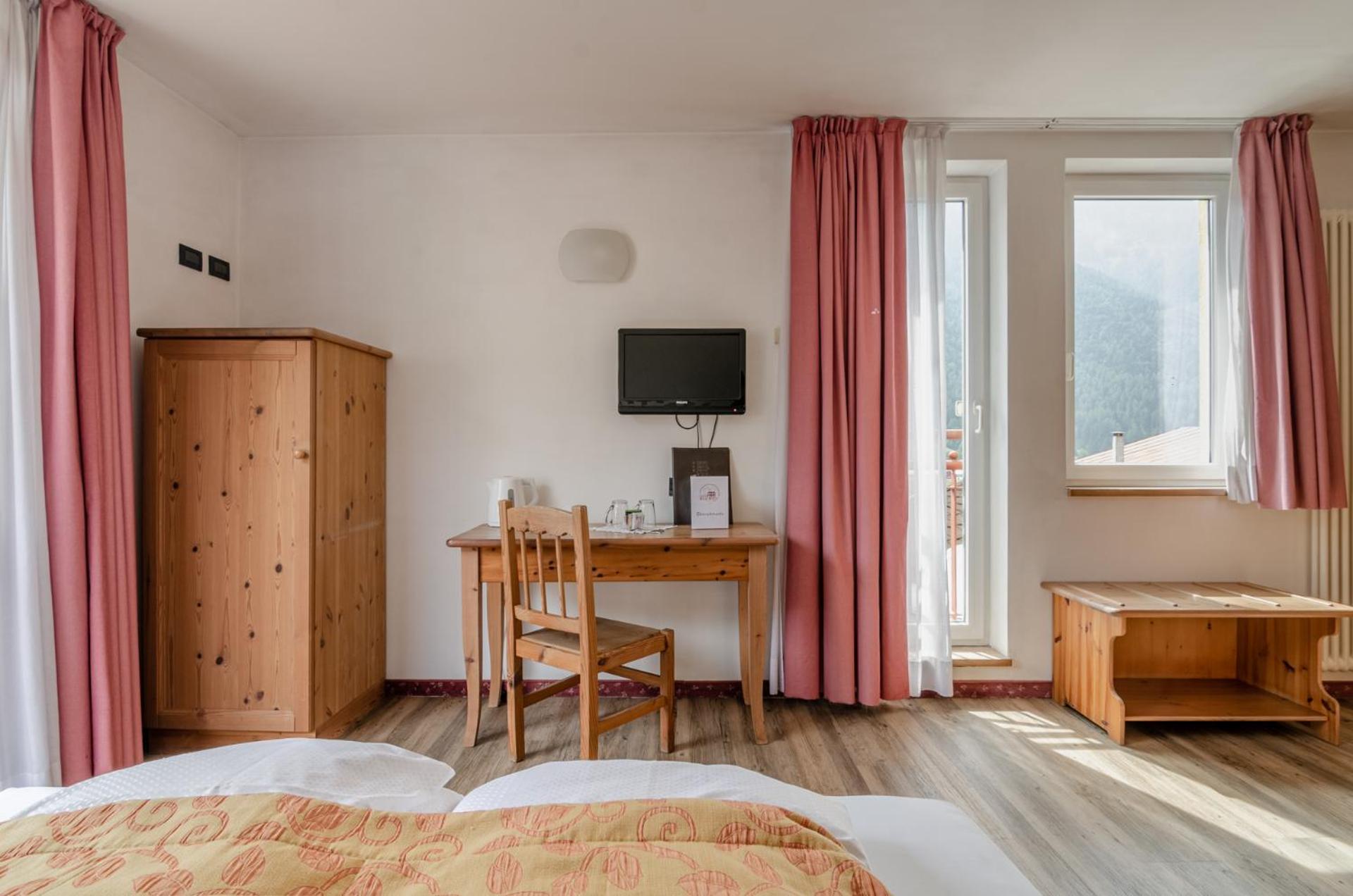 Malè Hotel Bella Di Bosco מראה חיצוני תמונה